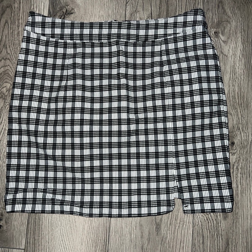 Garage Skirt